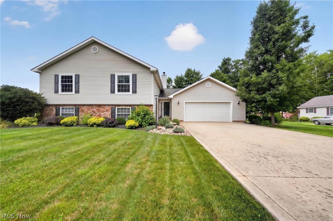 413 Brittany Lane - Photo 1