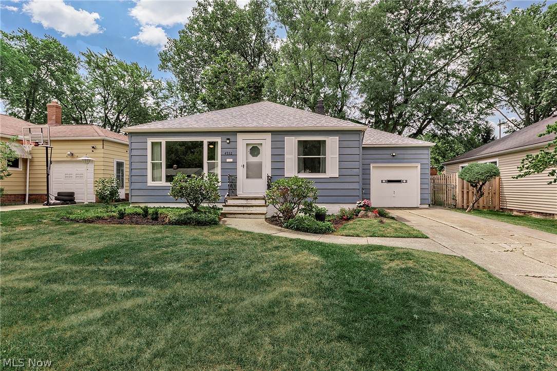 4932 Sedgewick Road - Photo 1