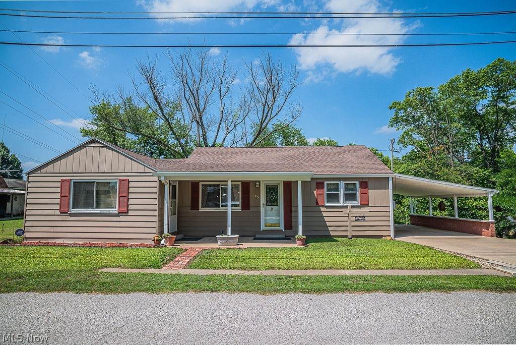 105 Keith Street - Photo 1