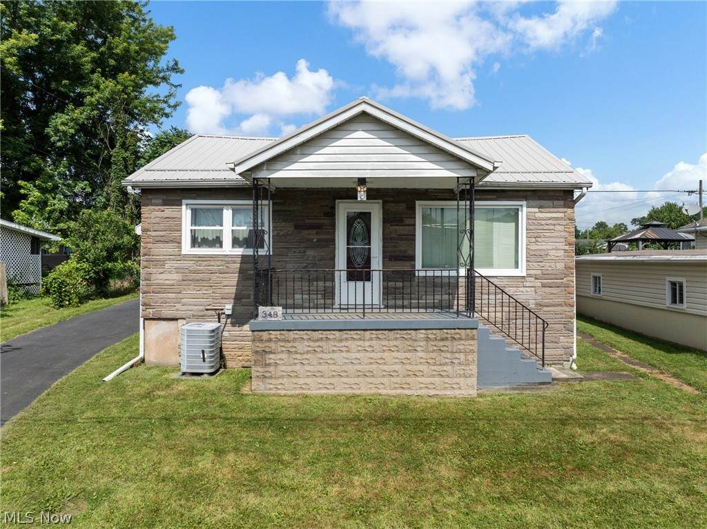 348 Toat Avenue - Photo 1