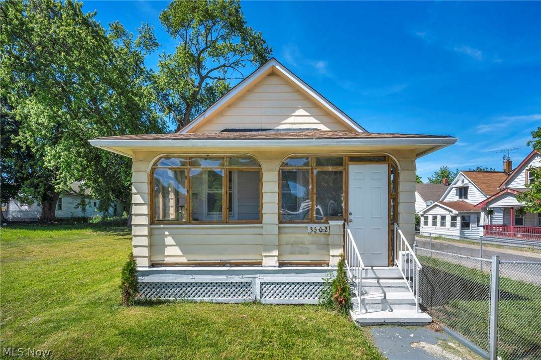 3502 Carlyle Avenue - Photo 1