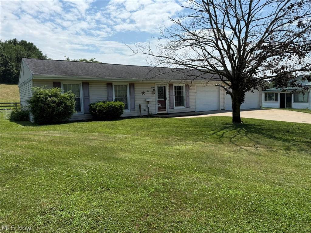 1019 Gordon Square - Photo 1