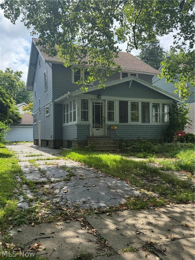4230 Valleyview Boulevard - Photo 1