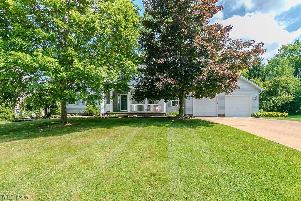 104 Charter Drive - Photo 1
