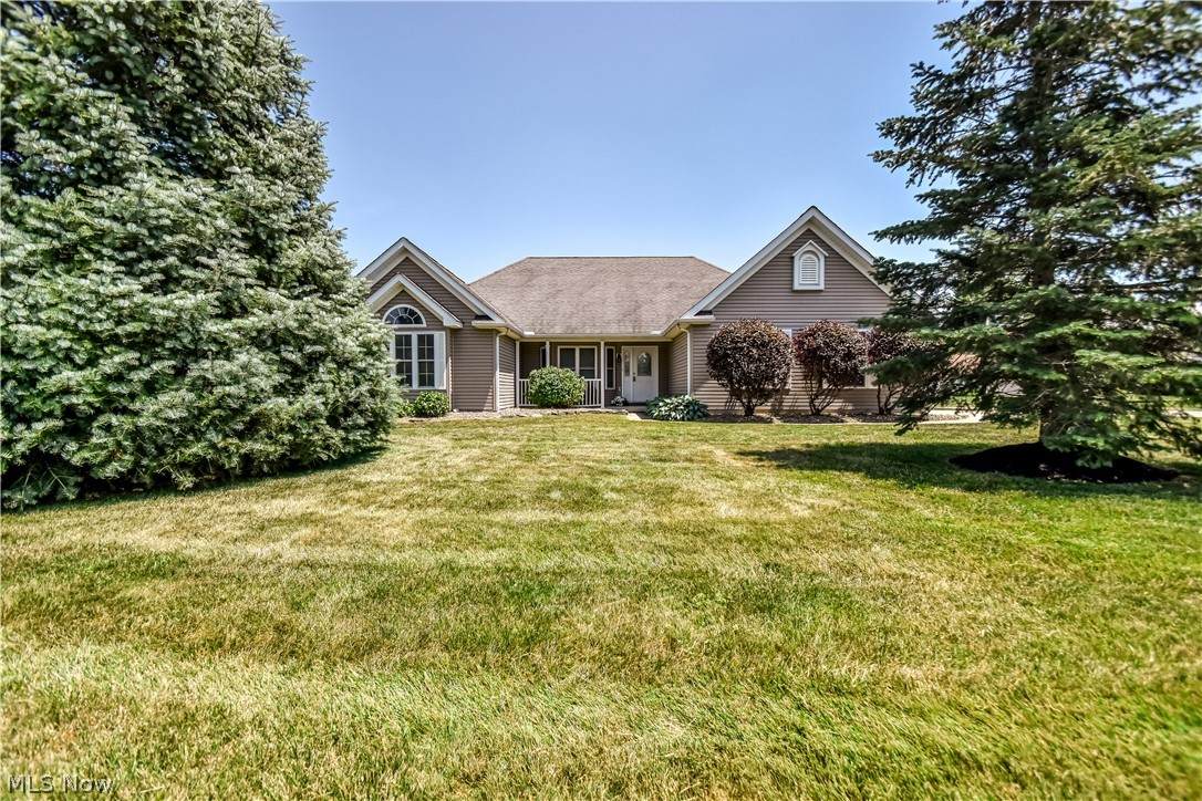 128 Stacey Court - Photo 1