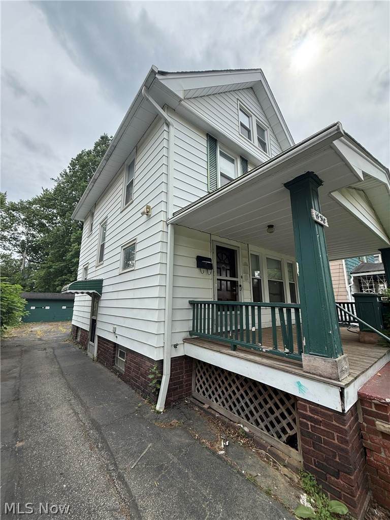 14318 Alder Avenue - Photo 1