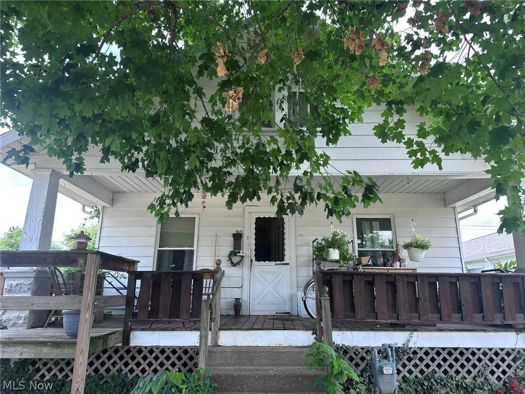 490 Oxford Avenue - Photo 1