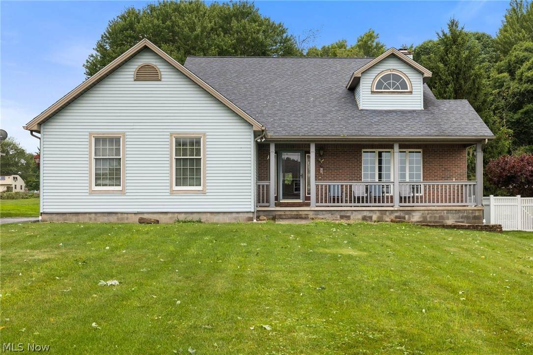2900 Spring Meadow Circle - Photo 1