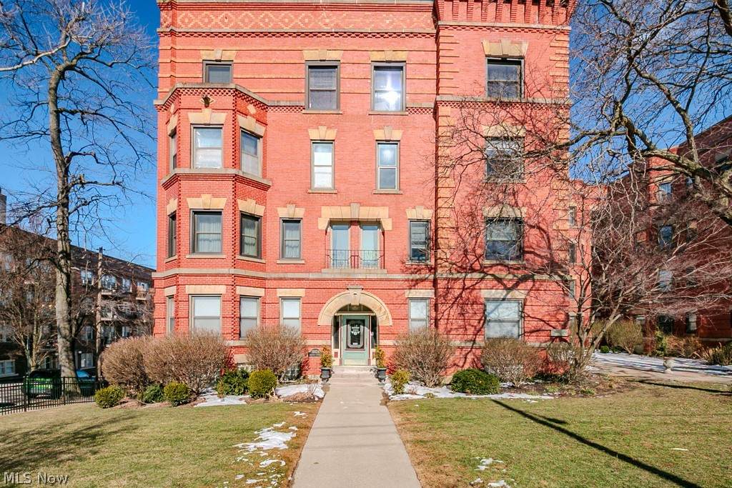 11024 Detroit Avenue - Photo 1