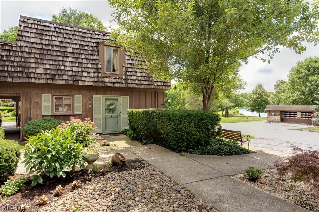 200 Granger Road - Photo 1