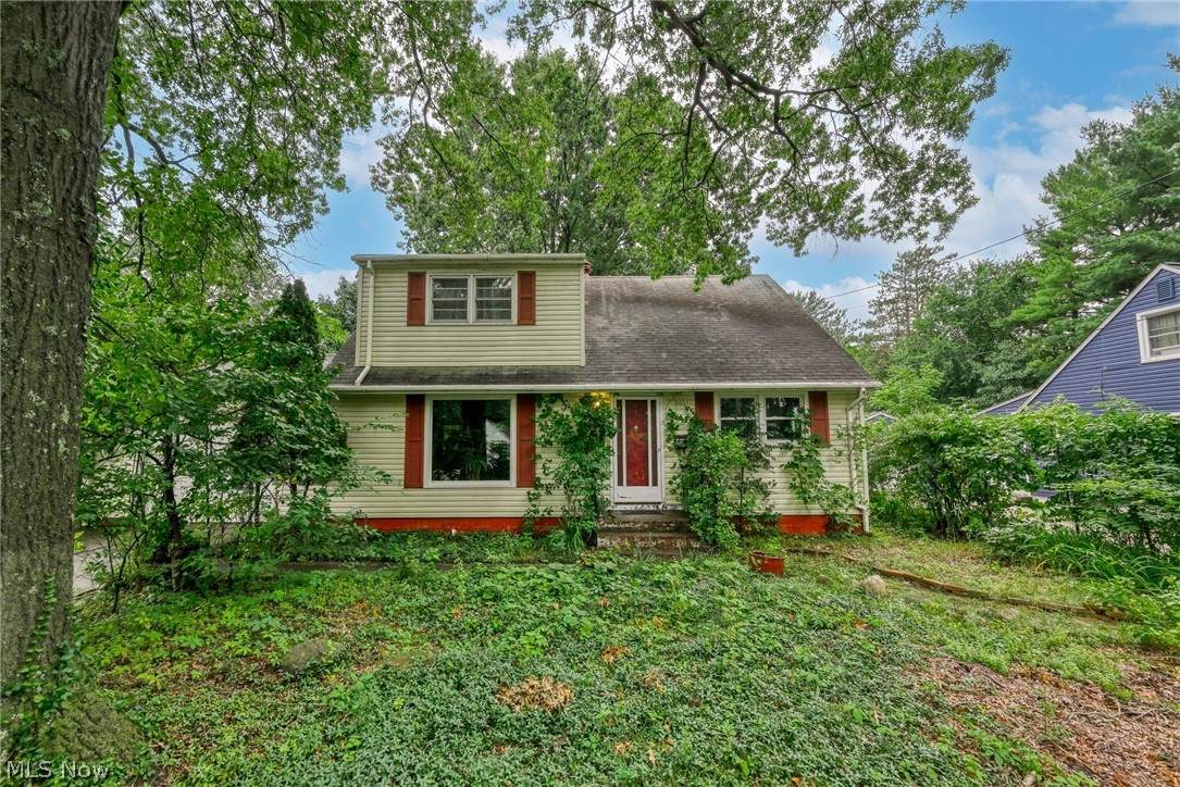 737 Allerton St - Photo 1