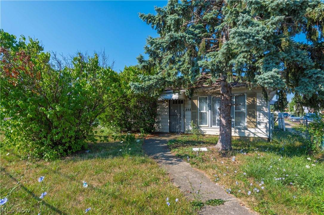 898 Wayside Road - Photo 1