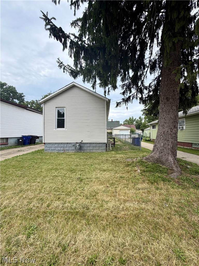 13210 Carrington Avenue - Photo 1