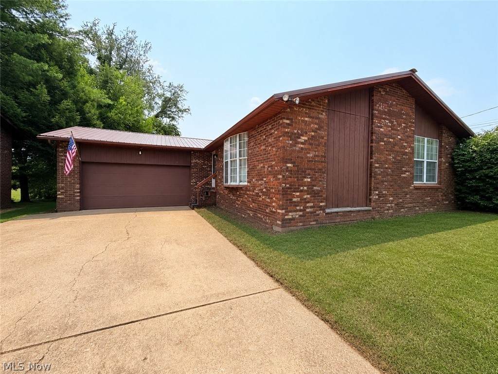 805 4th Street - Photo 1