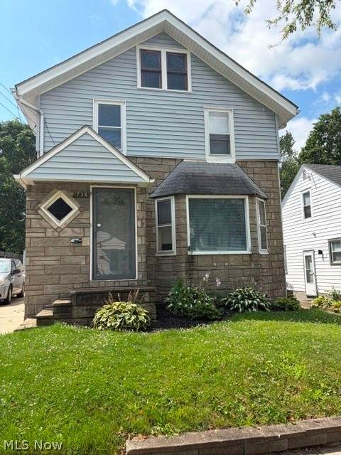 736 Polk Avenue - Photo 1