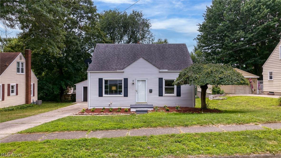 106 Dresden Avenue - Photo 1