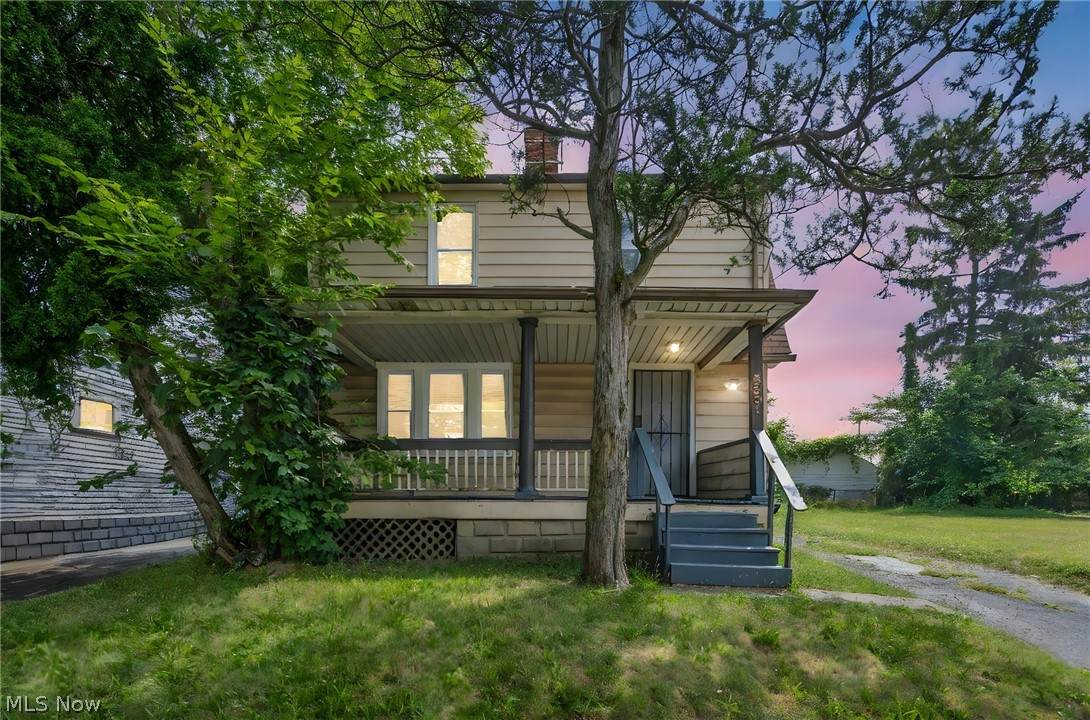 3531 112th Street - Photo 1