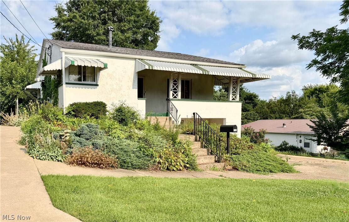710 Walnut Street - Photo 1