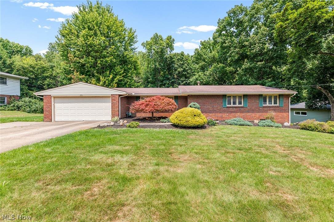 306 Winkler Drive - Photo 1
