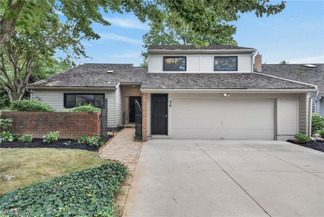 333 Portage Path - Photo 1