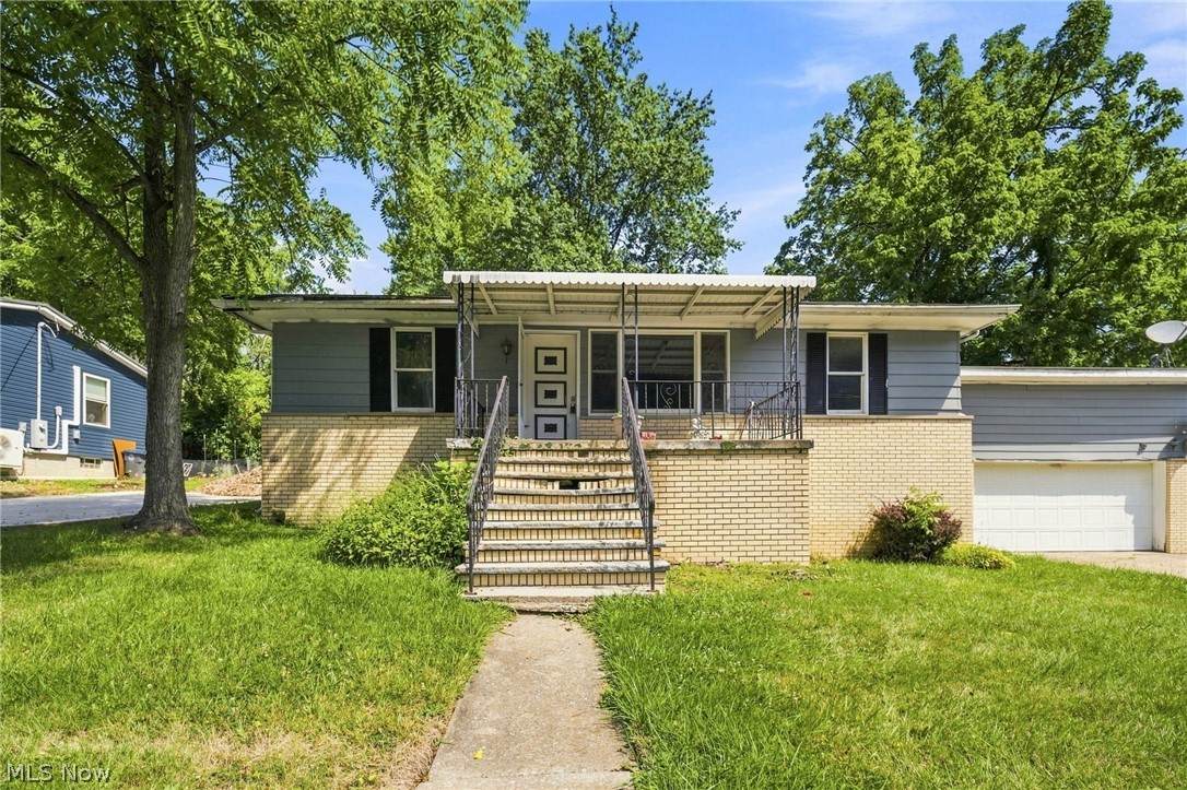 178 Groveland Street - Photo 1
