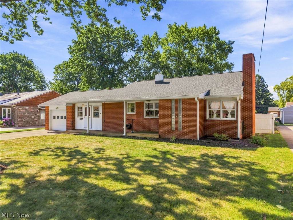 820 Harmon Street - Photo 1