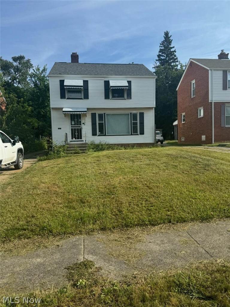 17425 Throckley Avenue - Photo 1