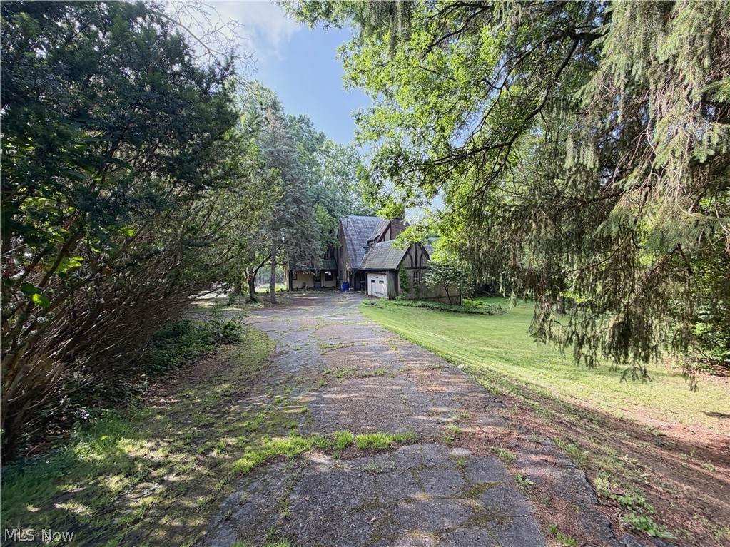 946 Park Boulevard - Photo 1