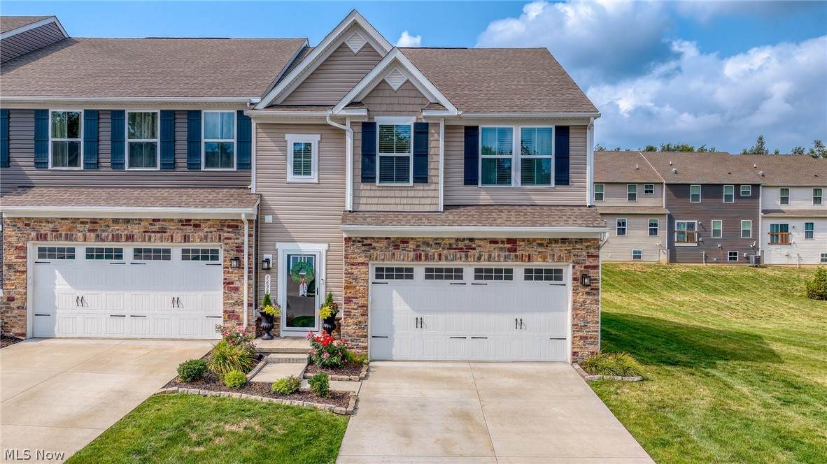 1633 Cypress Court - Photo 1