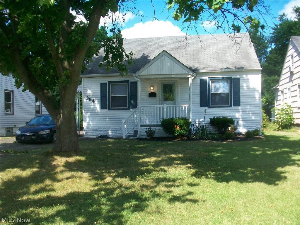 384 Meadowbrook Avenue - Photo 1