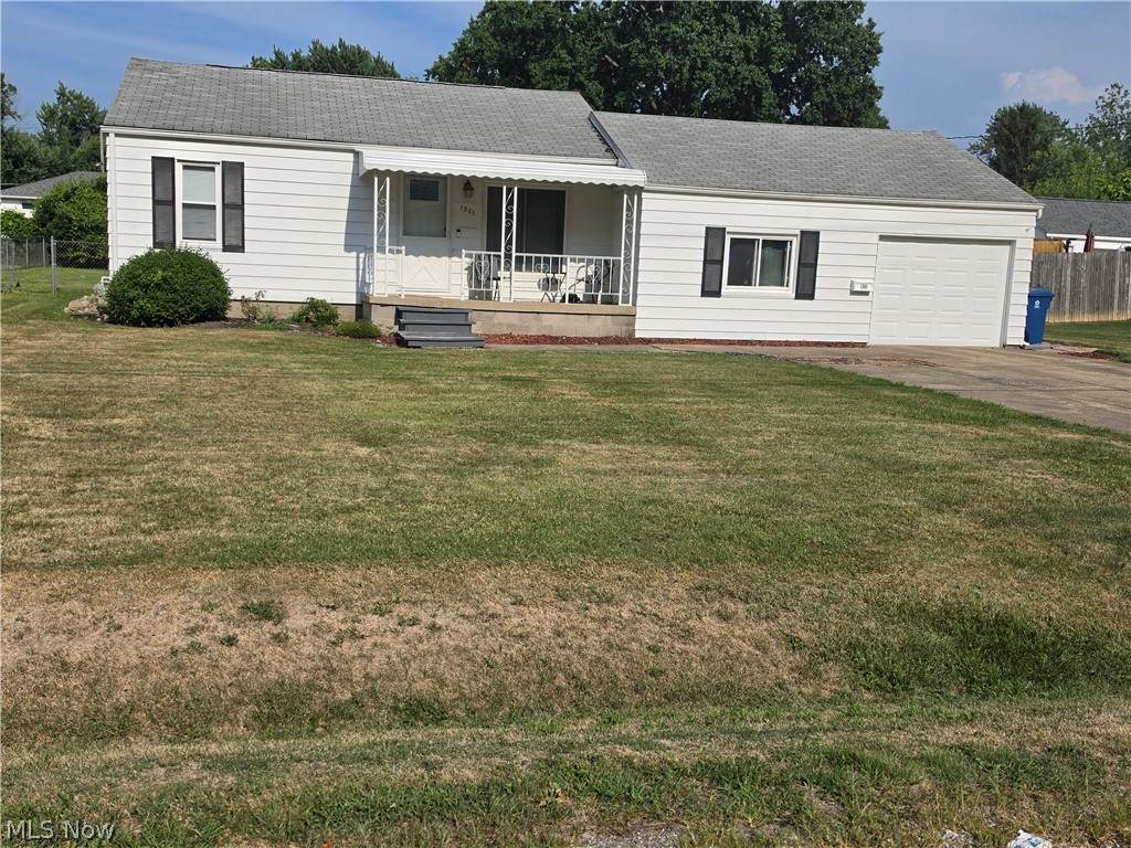 1301 Hulett Avenue - Photo 1