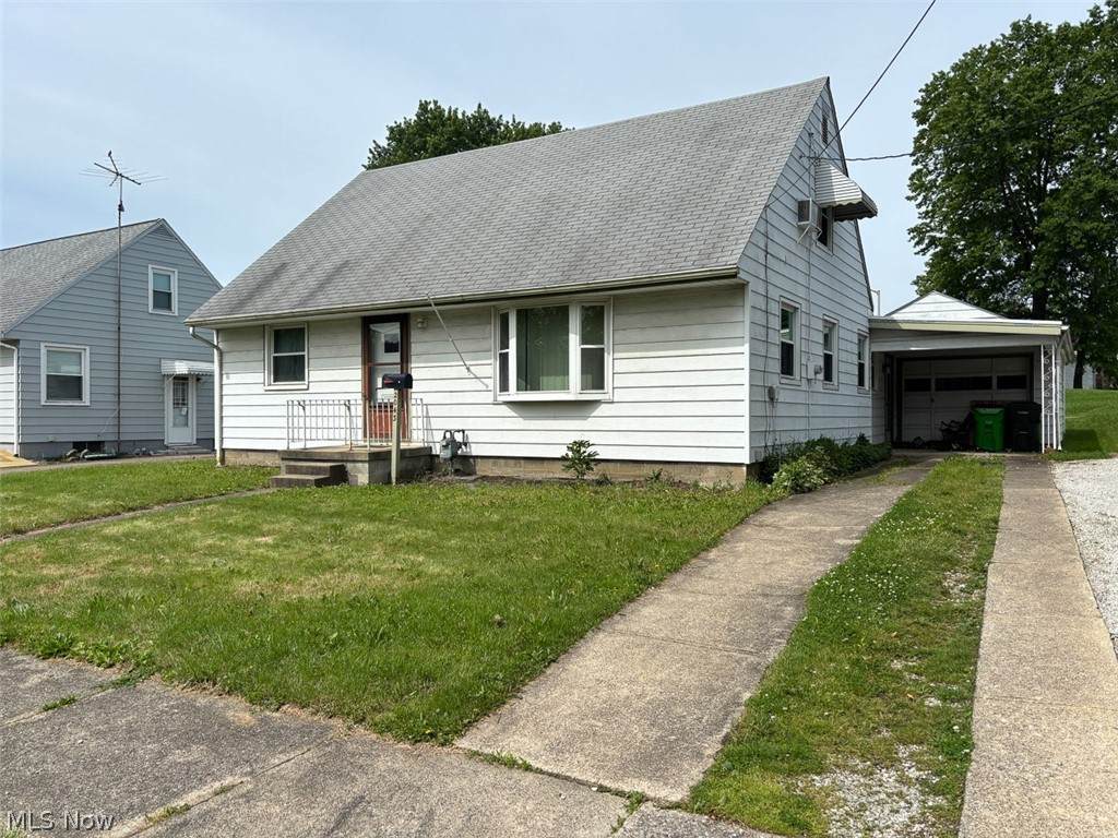 2043 Freedom Avenue - Photo 1