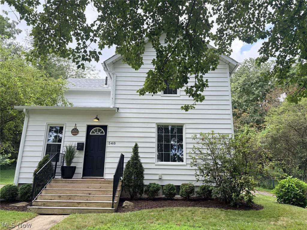 548 Cuyahoga Street - Photo 1