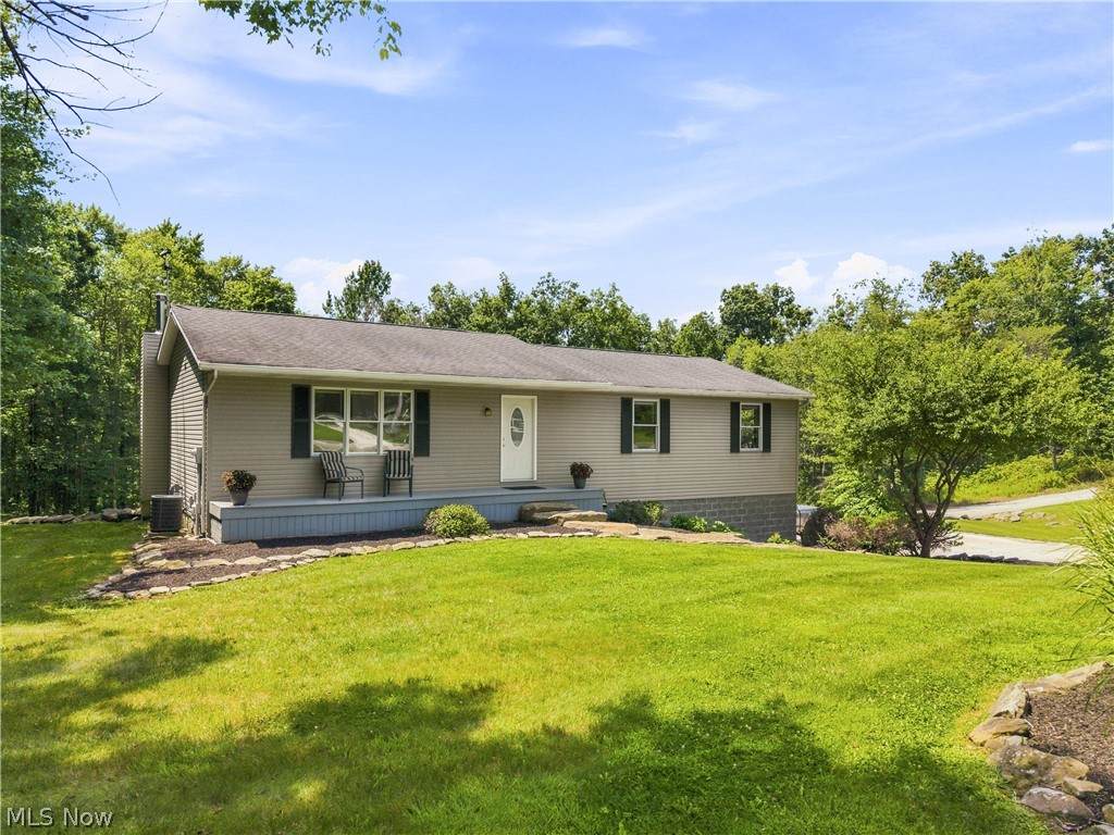 4190 Waynesburg Road - Photo 1