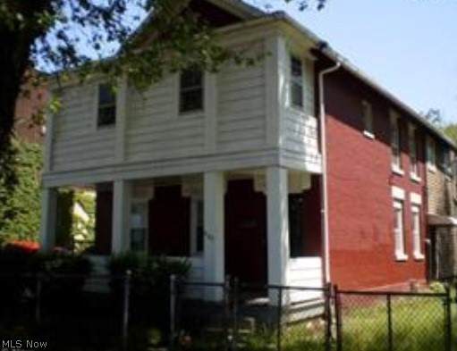 2183 31st Street - Photo 1