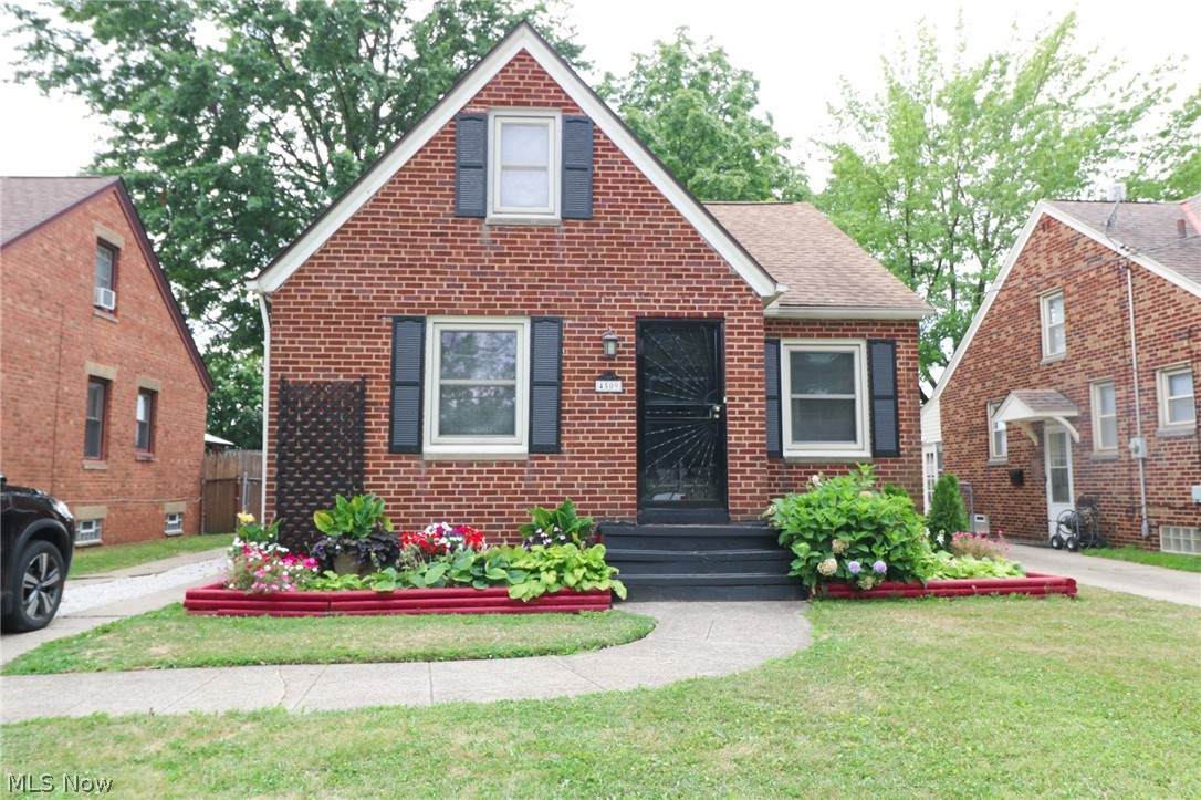 4509 Biddulph Avenue - Photo 1