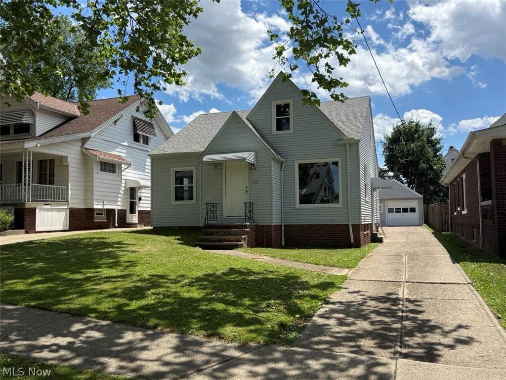 8314 Vineyard Avenue - Photo 1