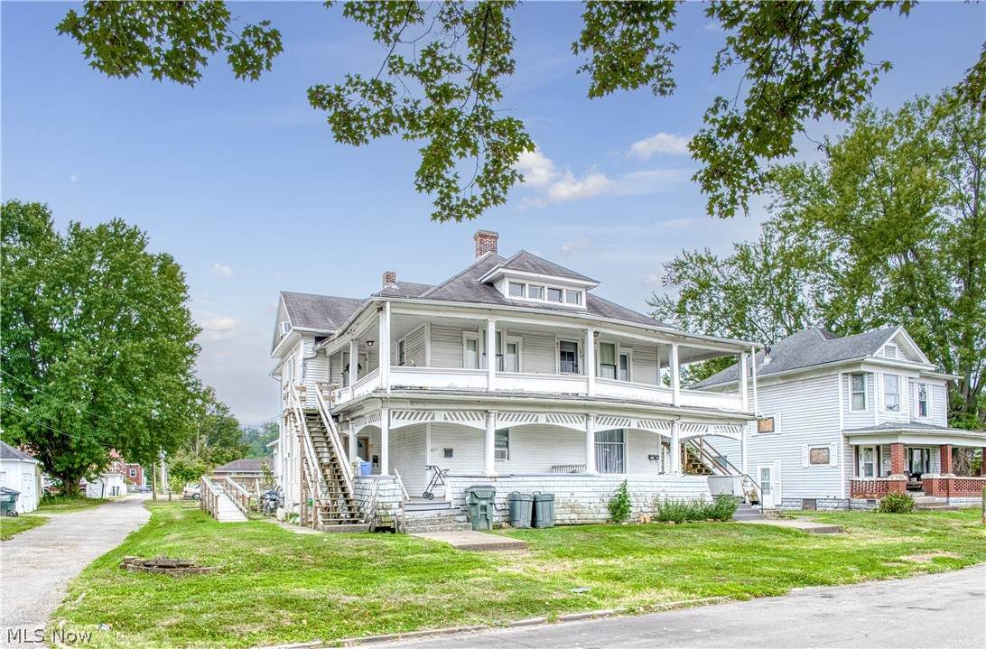 610 Madison Avenue - Photo 1