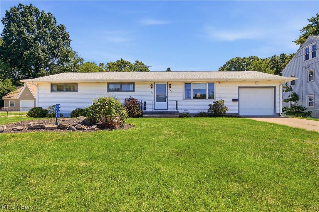 3304 Beverly Avenue - Photo 1