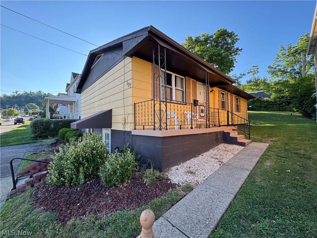 507 Vine Street - Photo 1