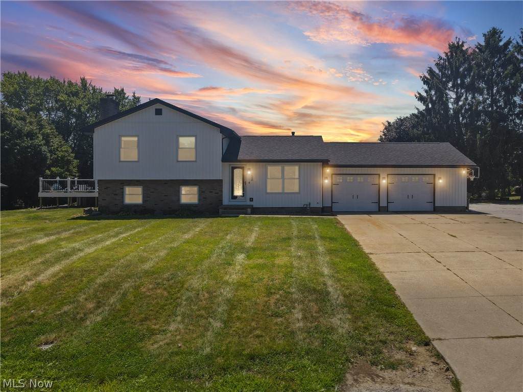 1524 Hightower Drive - Photo 1