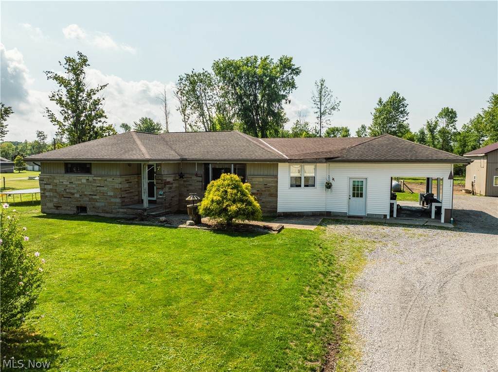 17881 Huntley Rd - Photo 1