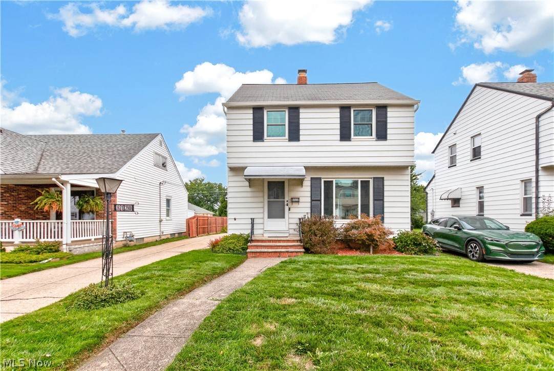 8120 Pelham Drive - Photo 1