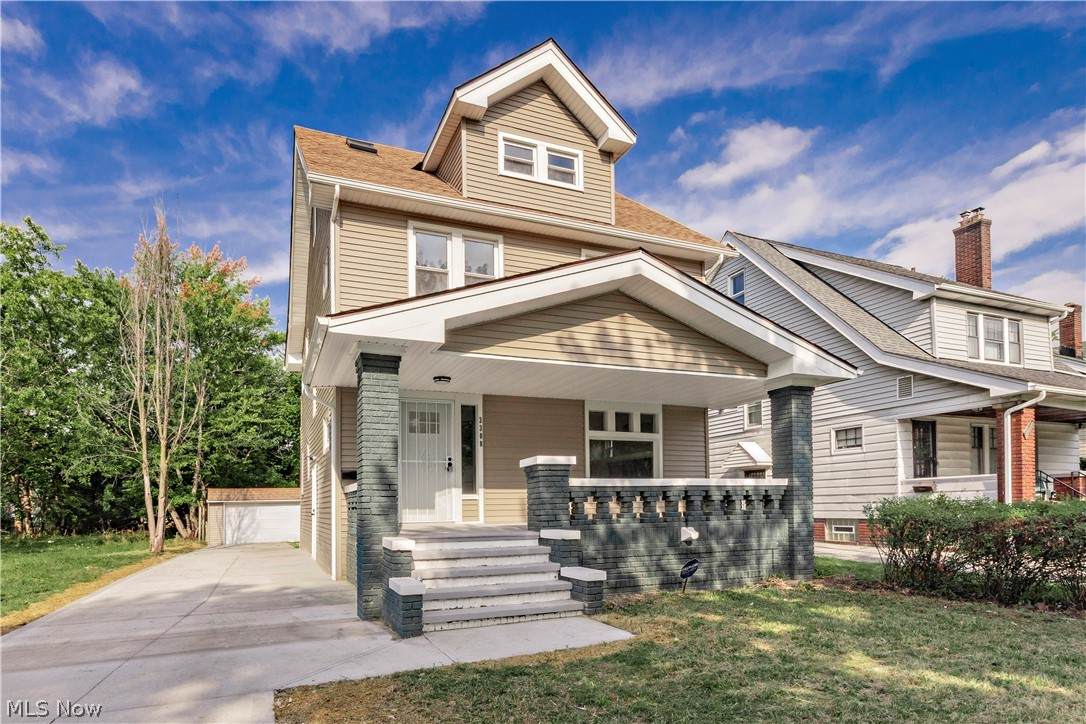 3308 139th Street - Photo 1
