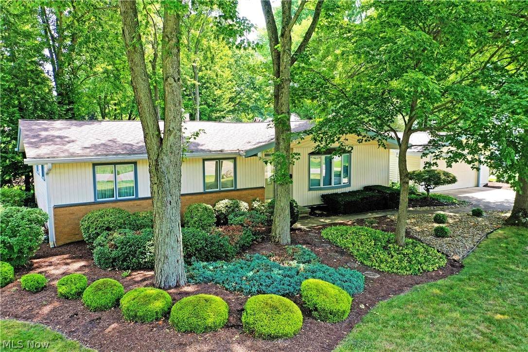 221 Southview Road - Photo 1