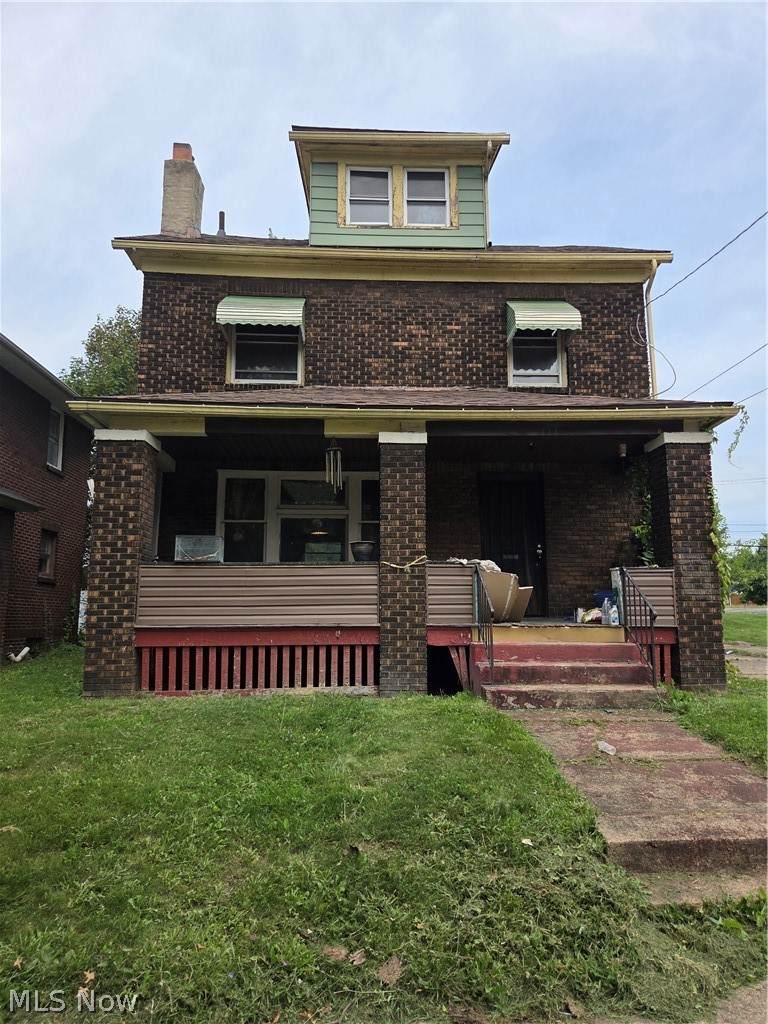 728 Crandall Avenue - Photo 1