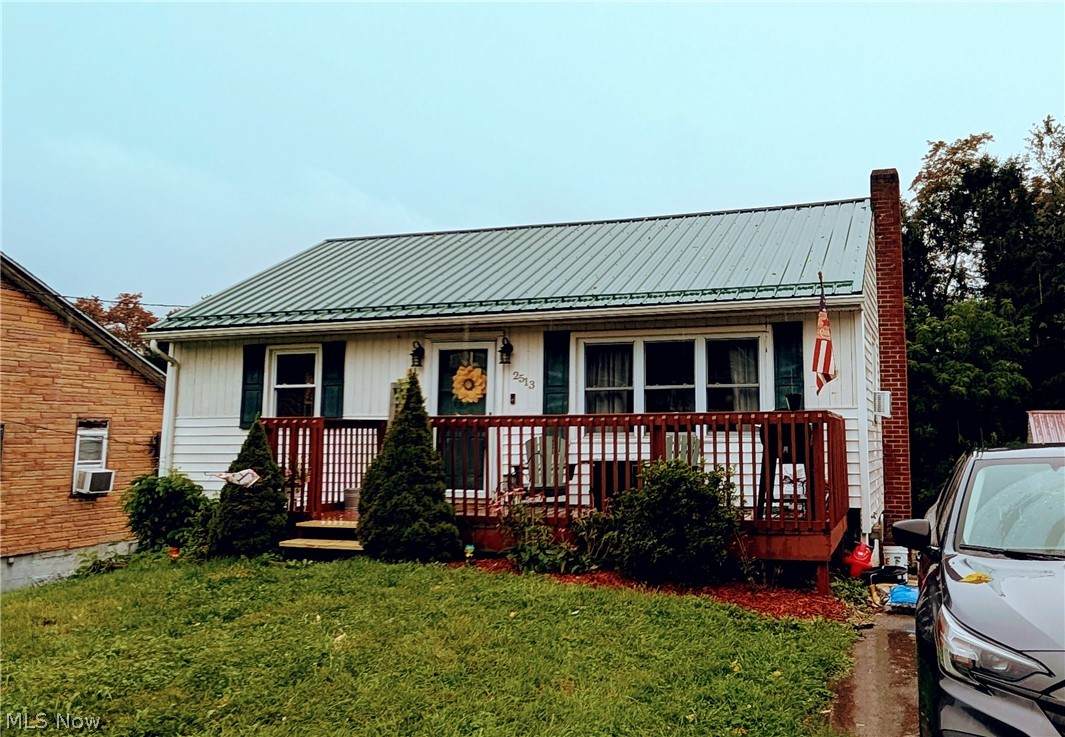 2513 Clement Way - Photo 1