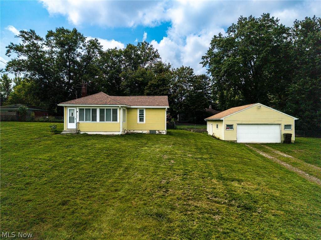 1272 Shanafelt Avenue - Photo 1