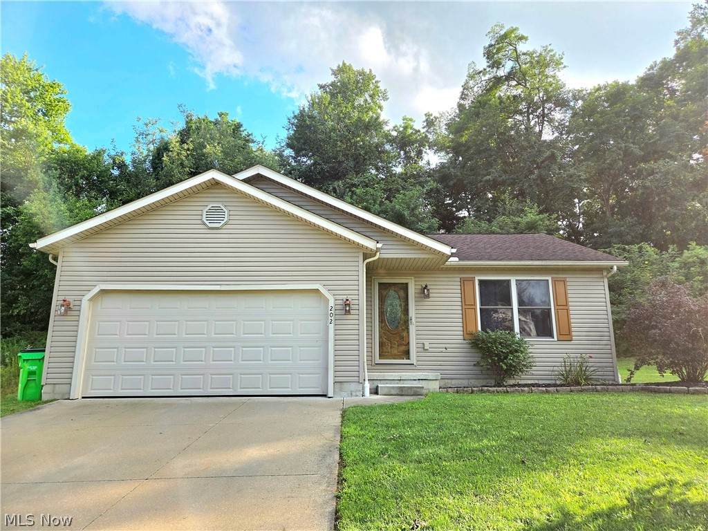 202 Home Street - Photo 1