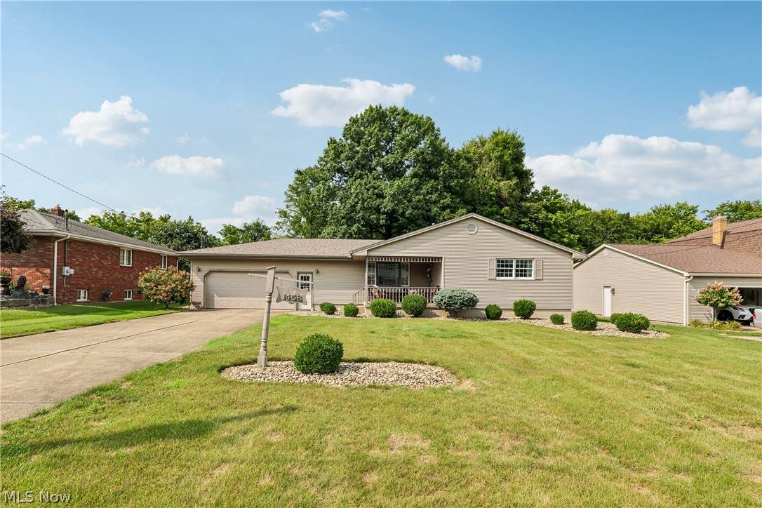 1458 Tamarisk Trail - Photo 1